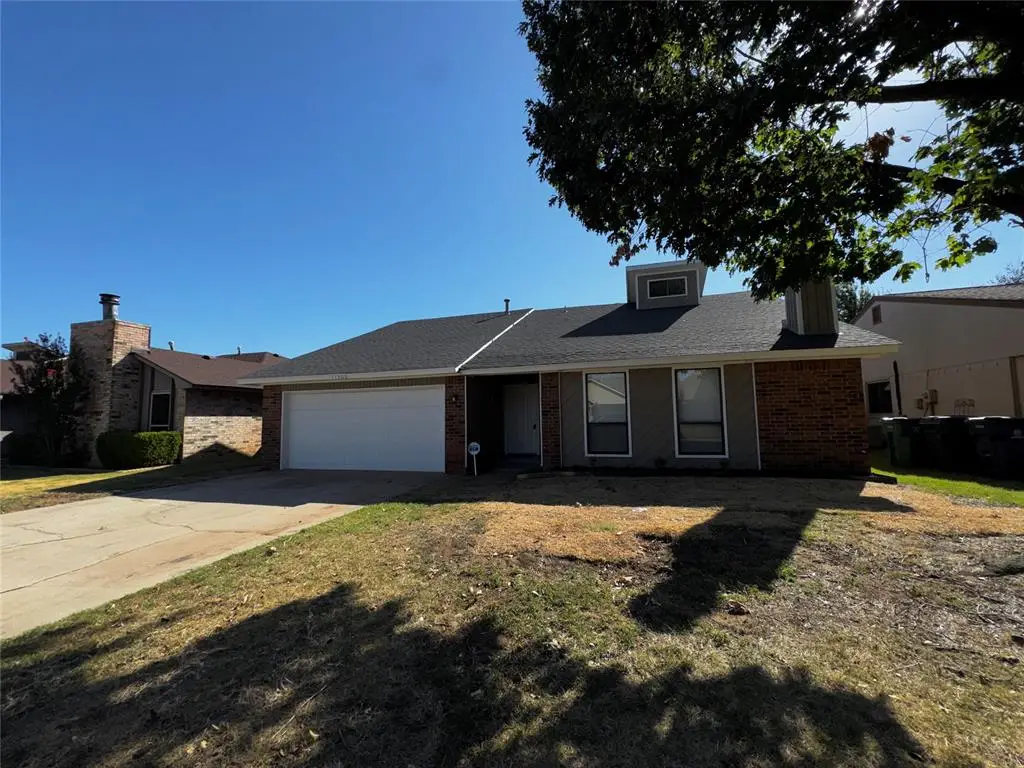 11300 N Eagle Lane, Oklahoma City, OK 73162 - #1
