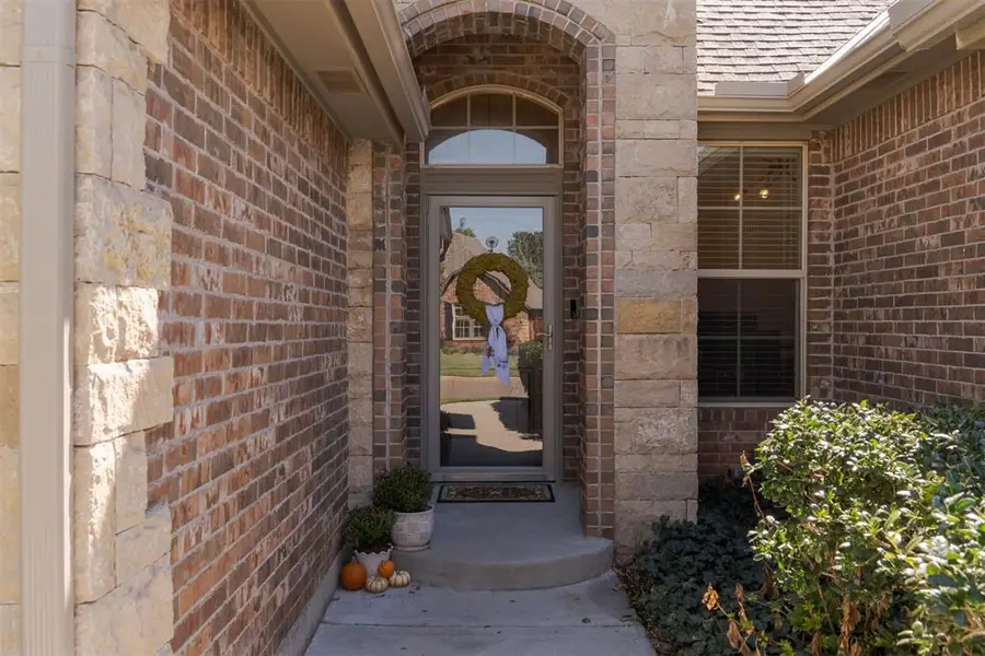15504 Maple Ridge Lane, Edmond, OK 73013 - #2