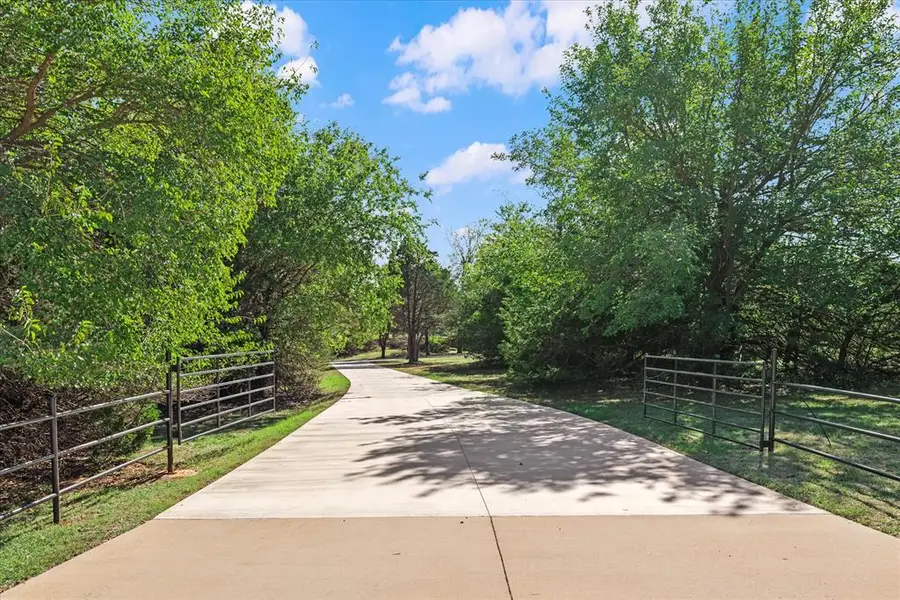 2700 W Covell Road, Edmond, OK 73012 - #2