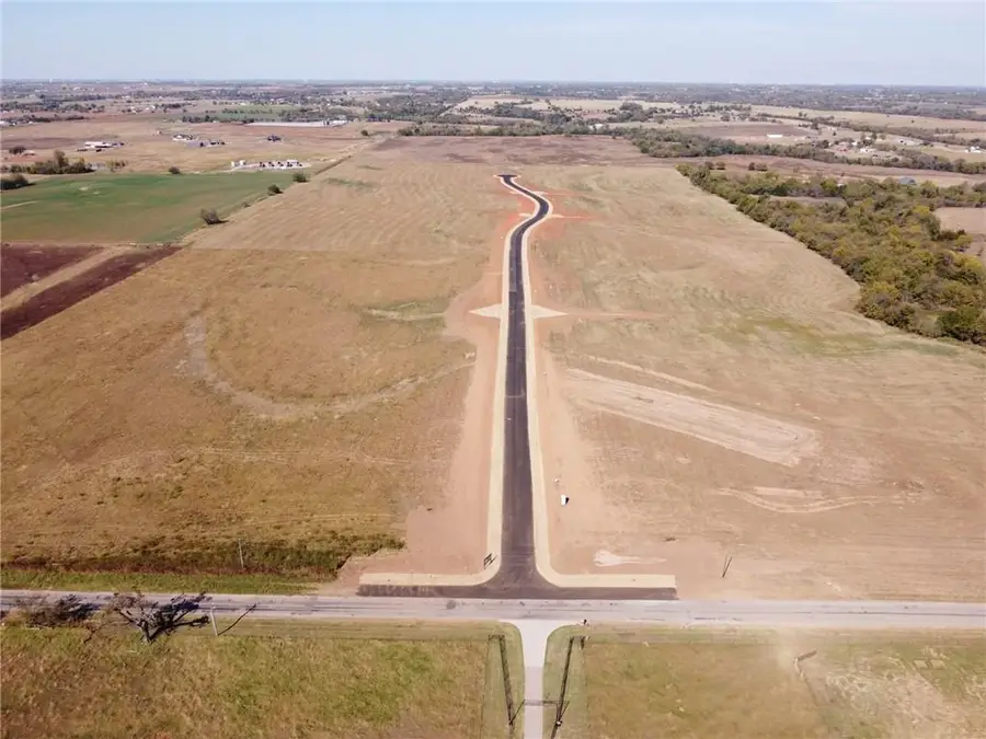 13901 Emery Lane, Mustang, OK 73064 - #2