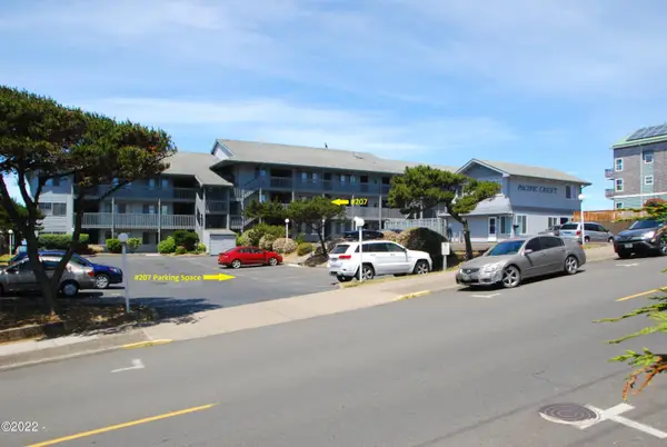 701 NW Coast, Newport, OR 97365