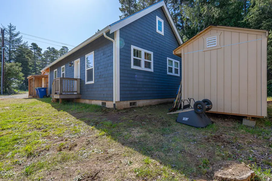 5045 N Us-101, Depoe Bay, OR 97341 - Image #3