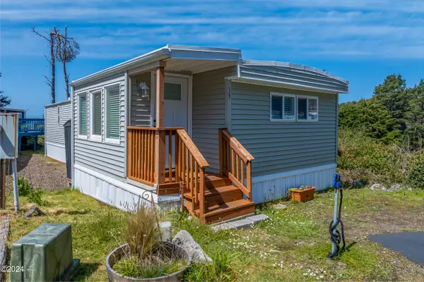 4875 N Hwy 101, Depoe Bay, OR 97341