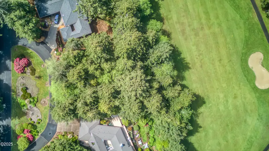 542 Fairway, Gleneden Beach, OR 97388 - Image #2