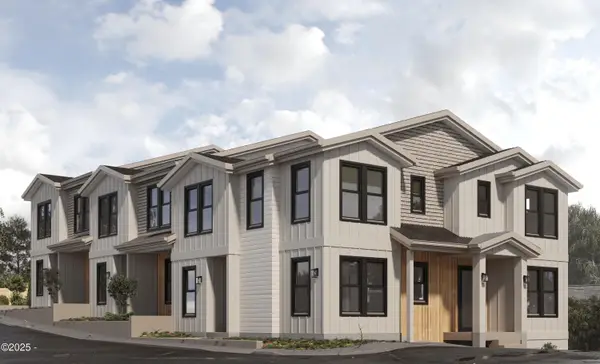 305 SE Jetty, Lincoln City, OR 97367