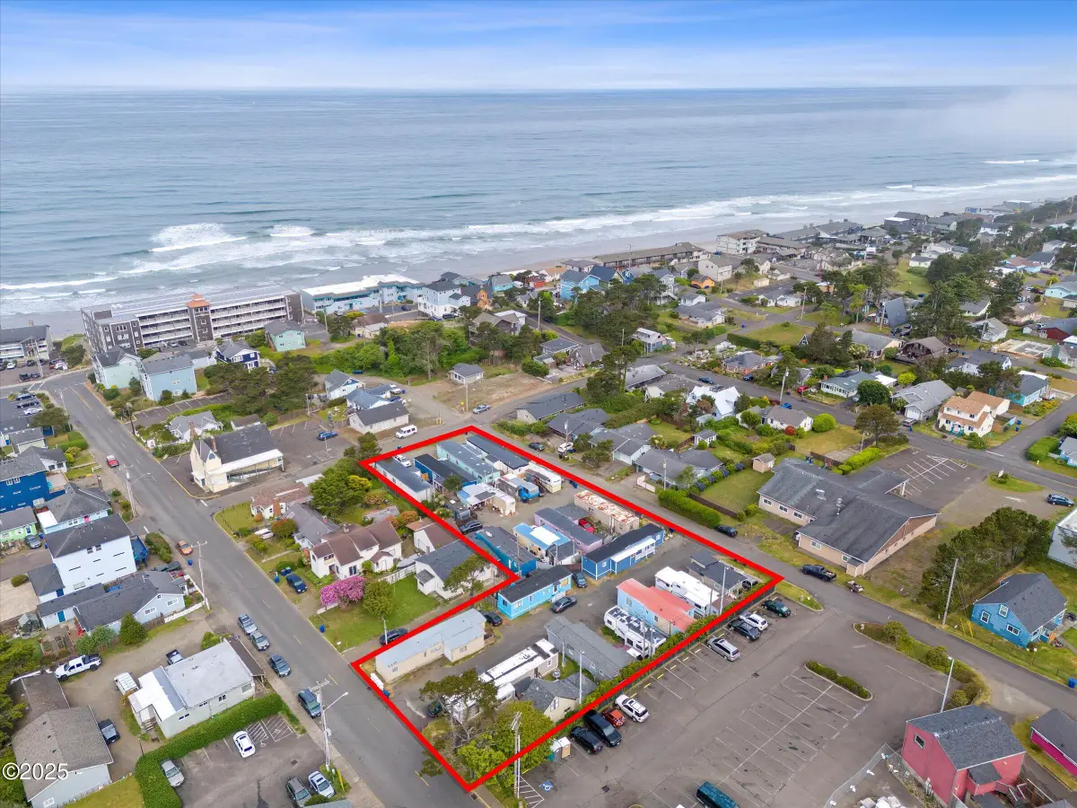 1461 NW 17th Street, Lincoln City, OR 97367 - Image #1