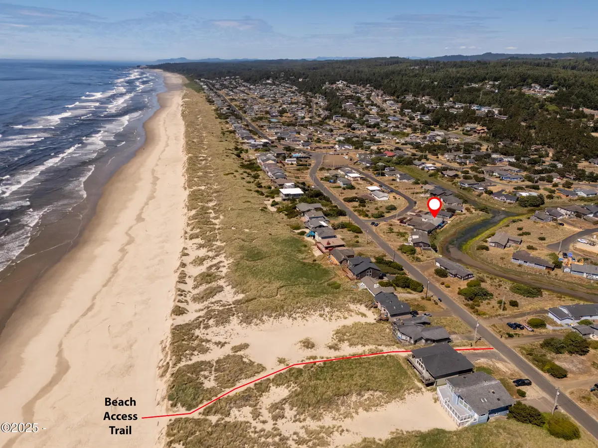 1005 NW Pacific Way, Waldport, OR 97394 - Image #1