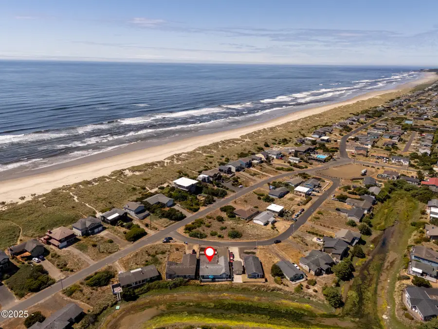 1005 NW Pacific Way, Waldport, OR 97394 - Image #3