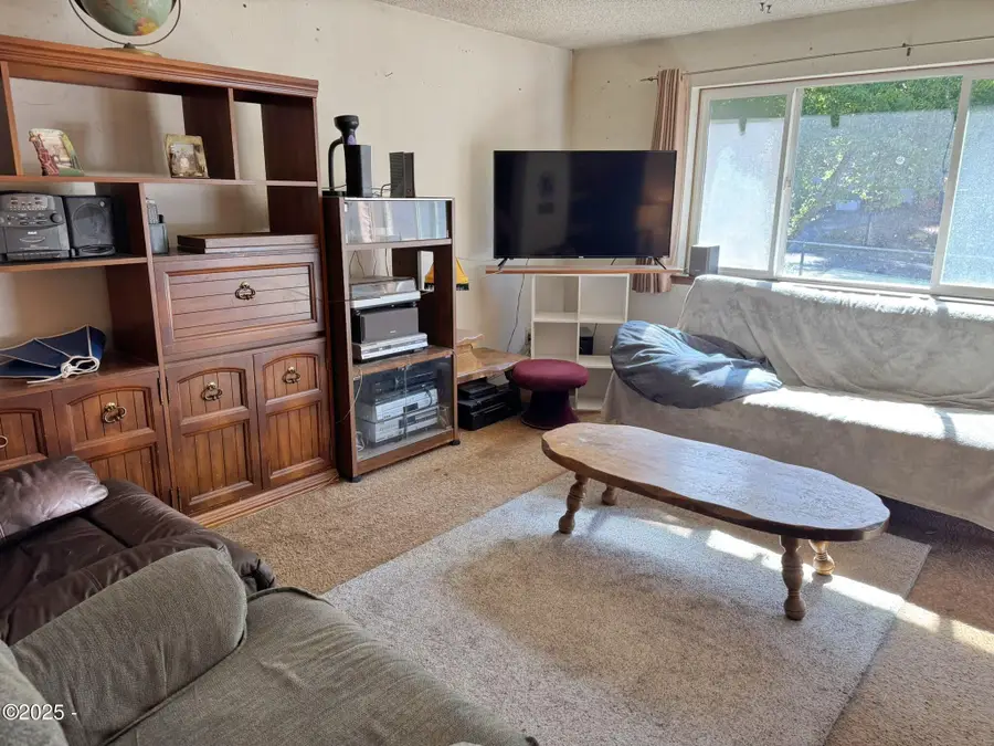 1966 SW Galley, Lincoln City, OR 97367 - Image #3