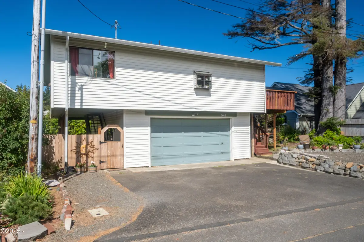 541 SE Oar, Lincoln City, OR 97367 - #1