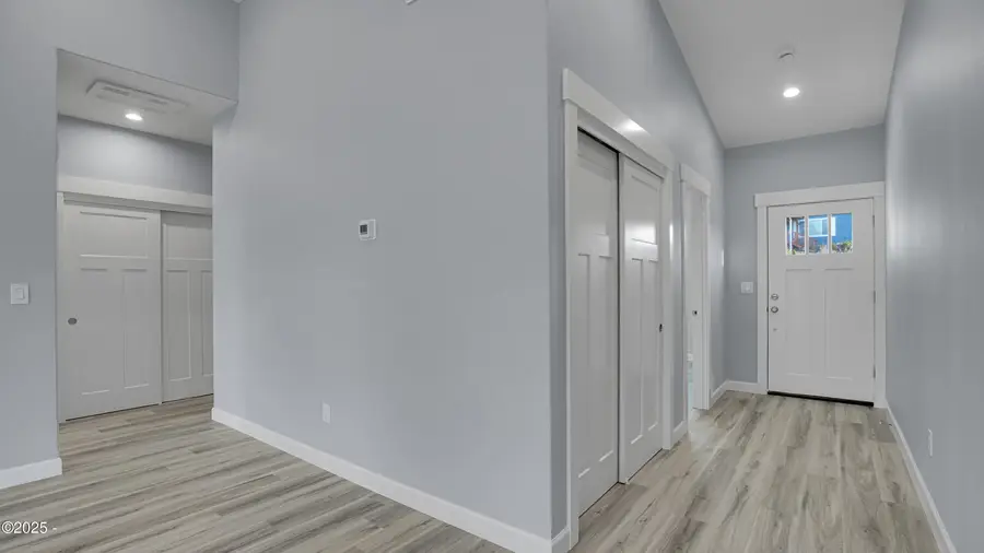 80 N West View, Otis, OR 97368 - Image #2