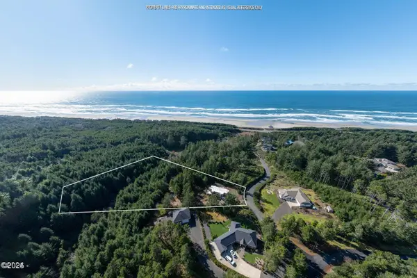 80 SE Bracken Ter, South Beach, OR 97366