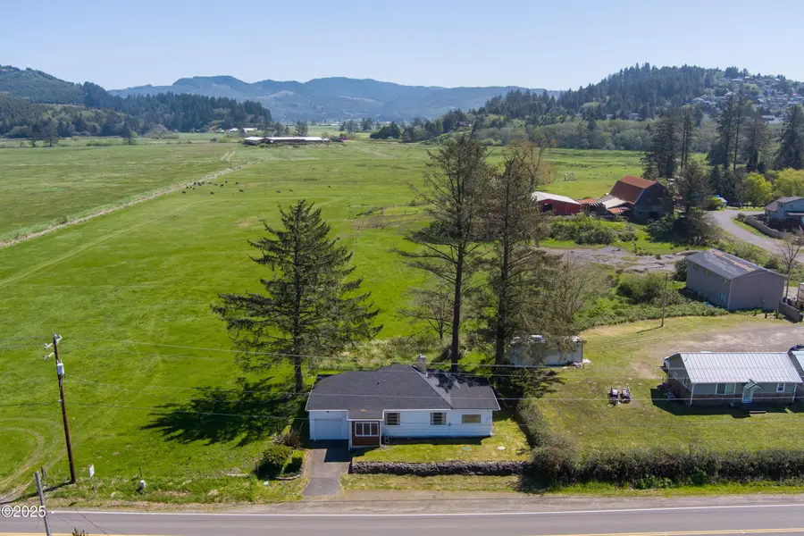 34475 Brooten Rd, Pacific City, OR 97135 - Image #2