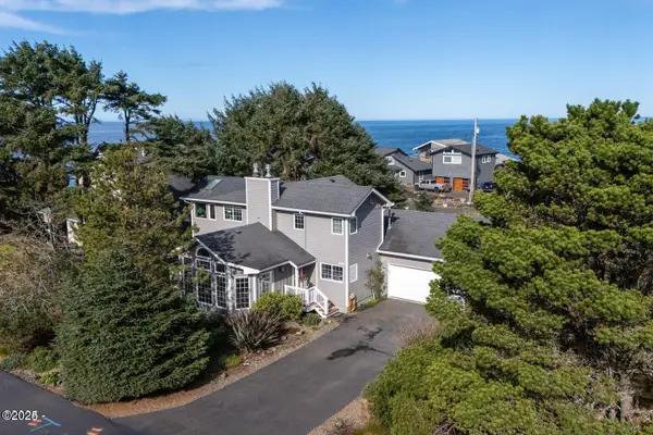 465 SW Edgewater, Depoe Bay, OR 97341