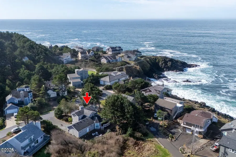 465 SW Edgewater, Depoe Bay, OR 97341 - Image #2