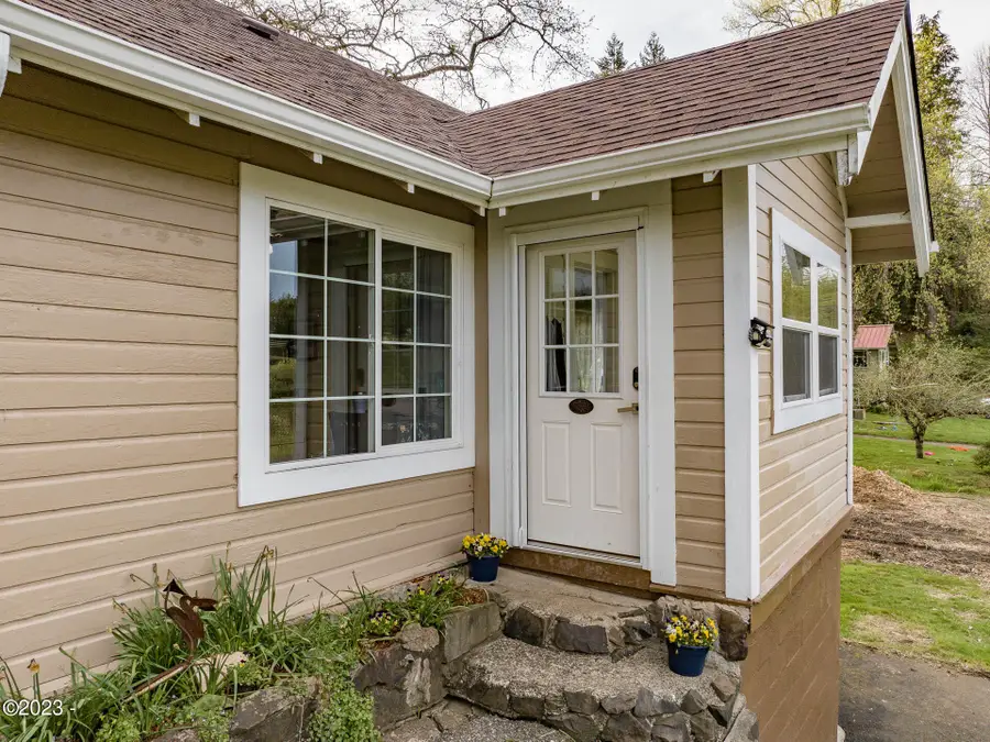 2075 NE Mossy, Toledo, OR 97391 - Image #2