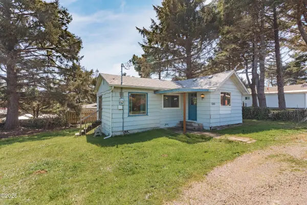 1044 SW 10th, Lincoln City, OR 97367
