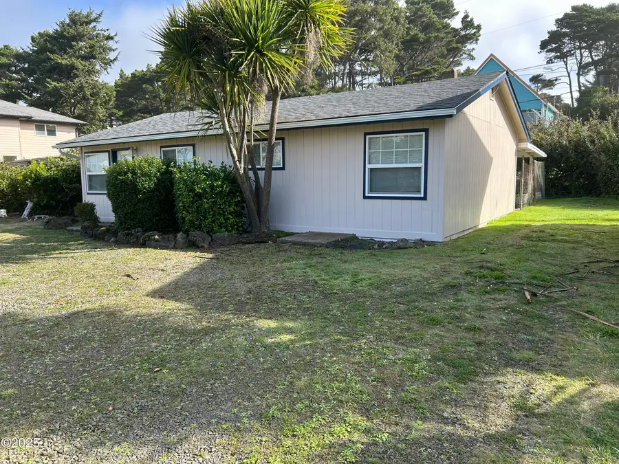 5323 SW Pacific Coast, Waldport, OR 97394 - Image #2