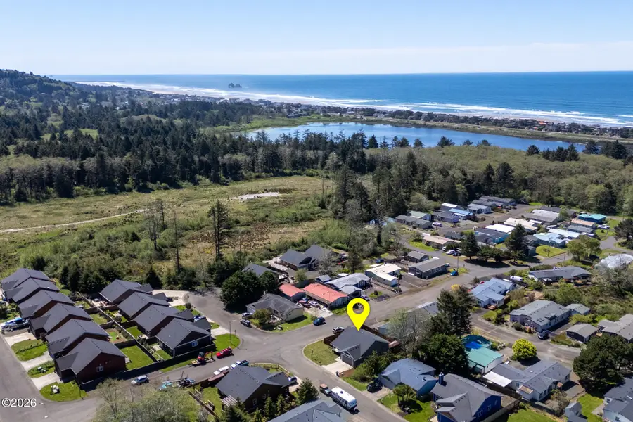 1185 Francis, Rockaway Beach, OR 97136 - #3