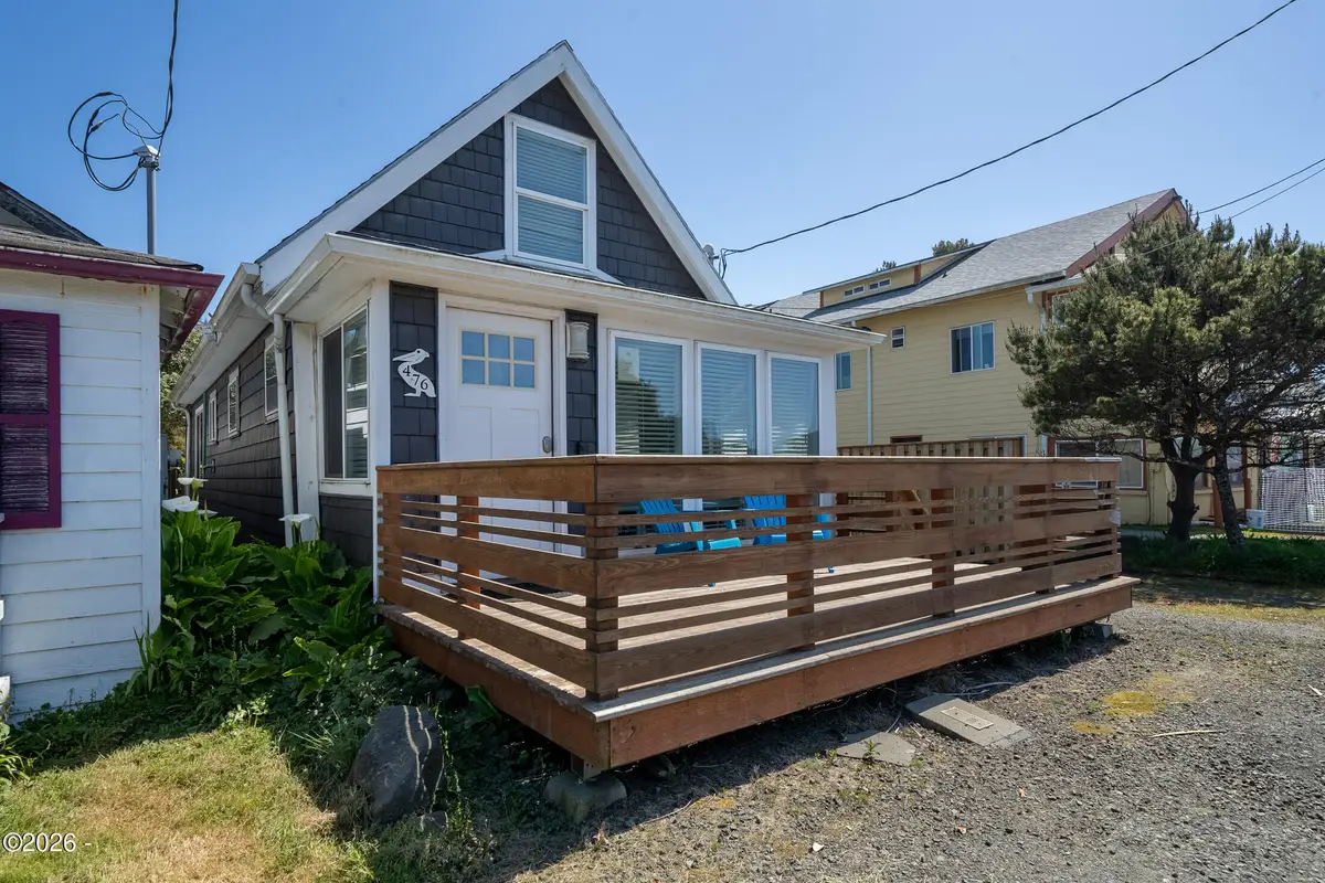 476 Hwy 101, Rockaway Beach, OR 97136 - #1