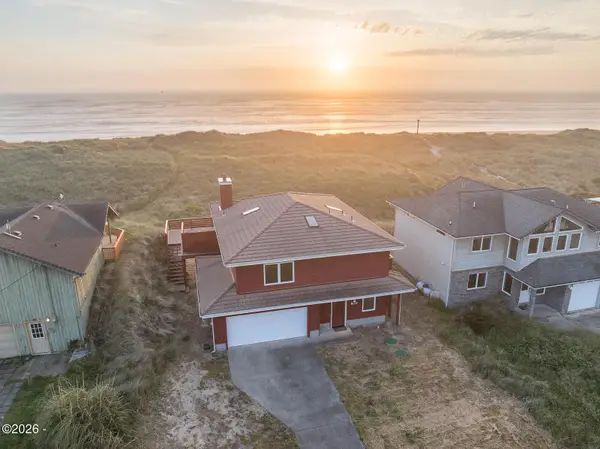 910 NW Oceania, Waldport, OR 97394