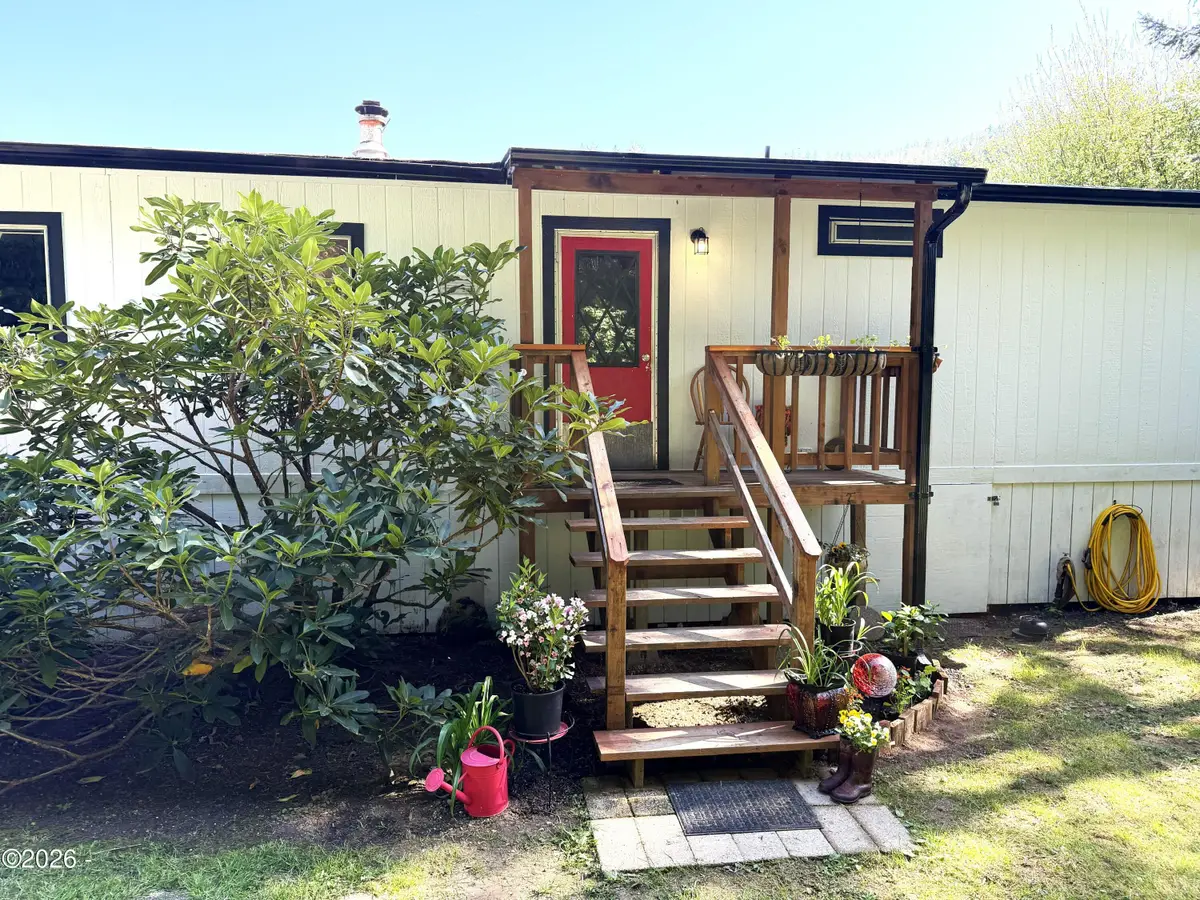 2254 Little Switzerland, Tidewater, OR 97390 - #1