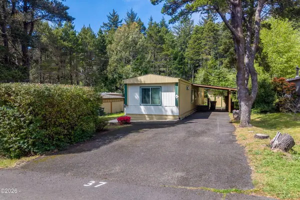 5405 NW Pacific Coast, Waldport, OR 97394