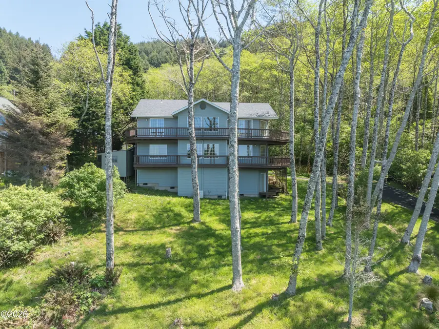 1262 King, Yachats, OR 97498 - #3