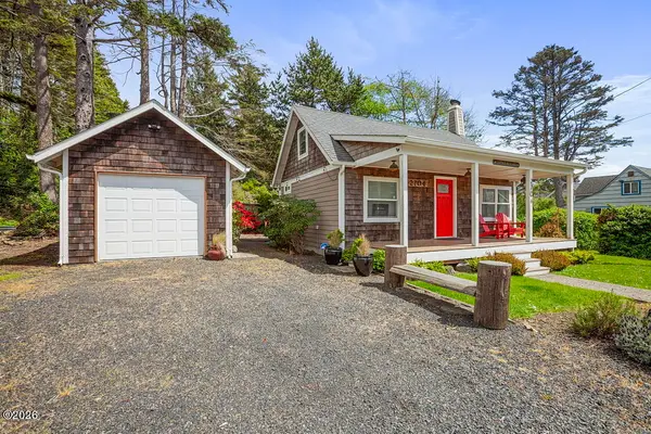 2704 SW Beach Ave, Lincoln City, OR 97367