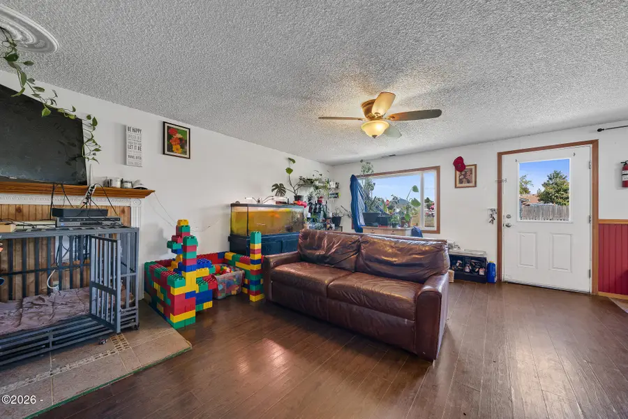 602 Ash, Tillamook, OR 97141 - #2