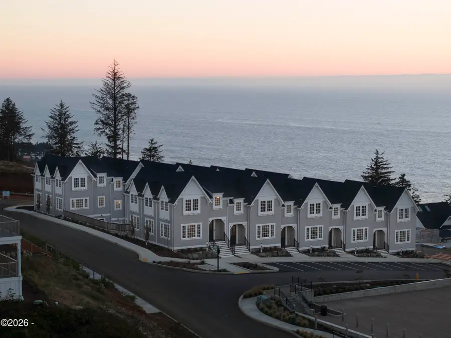 1152 NE Seascape, Depoe Bay, OR 97341 - #2