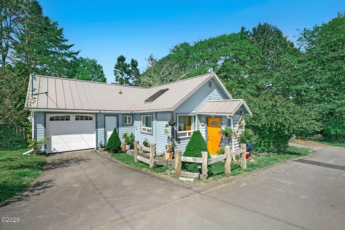 1909 NE 20th, Lincoln City, OR 97367 - #1