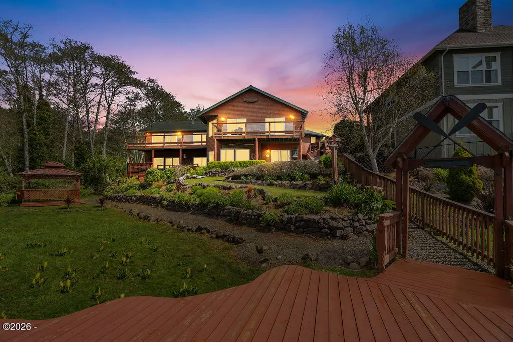 3445, 3447, 3449 NE 40th, Lincoln City, OR 97364 - #1