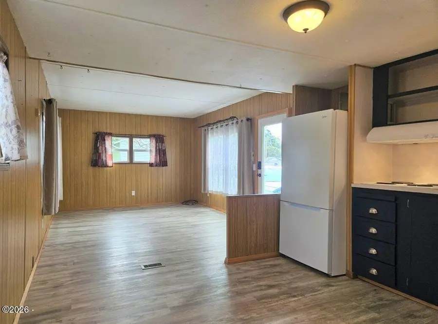 392 NW 3rd, Newport, OR 97365 - #3