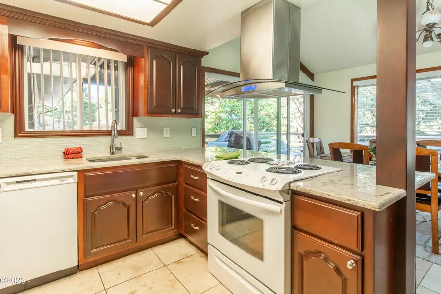 32450 Cape Kiwanda, Cloverdale, OR 97112 - #3