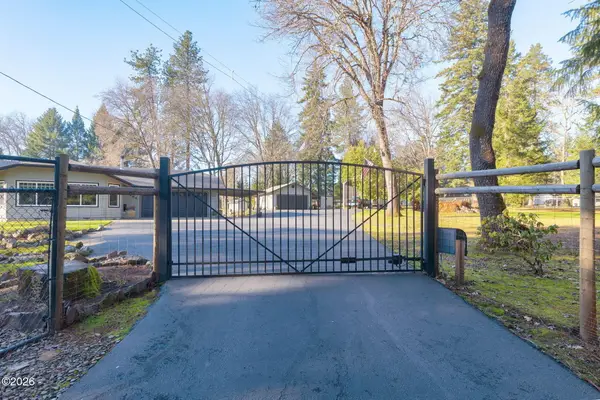 2164 Russell, Merlin, OR 97532