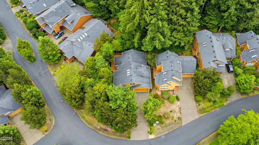 215 Nesting Glade, Depoe Bay, OR 97341 - #3
