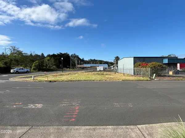 148 SE 32nd, Newport, OR 97366