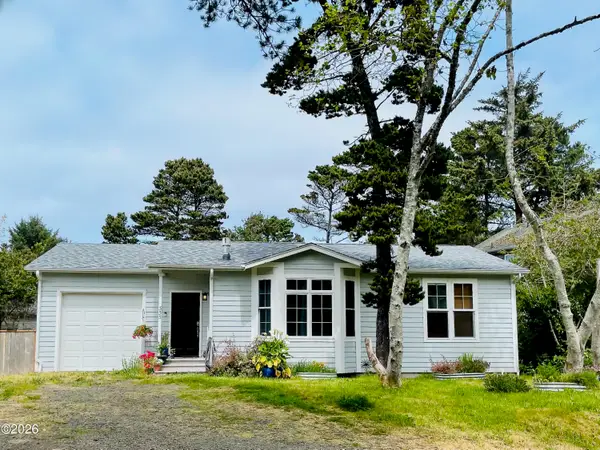 335 SW South Point, Depoe Bay, OR 97341