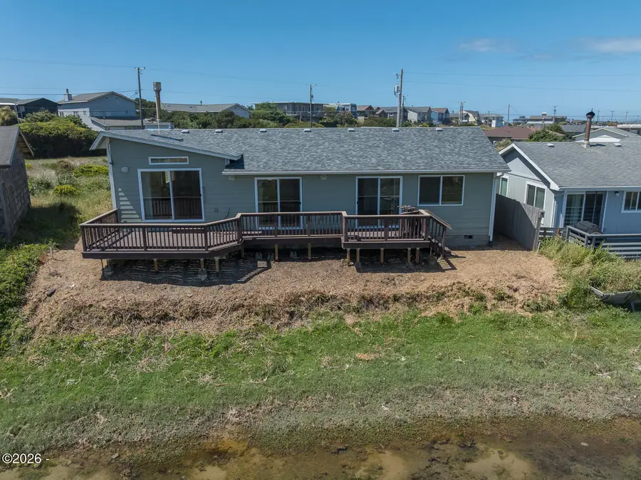 1001 NW Pacific, Waldport, OR 97394 - #3