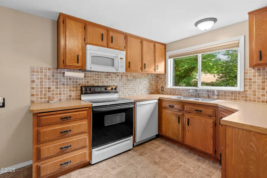 4925 NE 49th, Neotsu, OR 97364 - #3