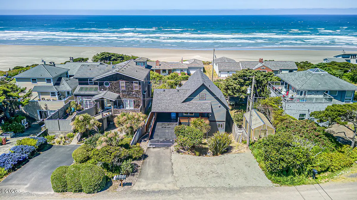 1124 SW Mark, Newport, OR 97365 - #1