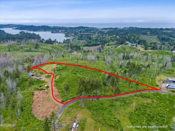7595 NE Viewcrest, Otis, OR 97368