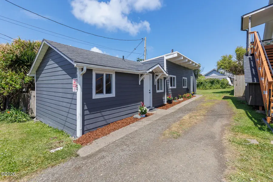 1409 NW 14th, Lincoln City, OR 97367 - #2