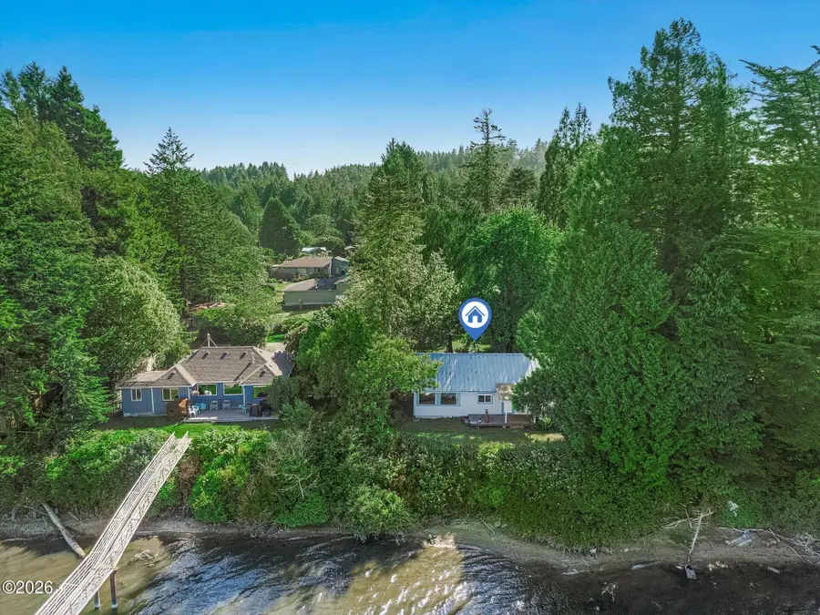 2032 SE Garden, Waldport, OR 97394 - #3