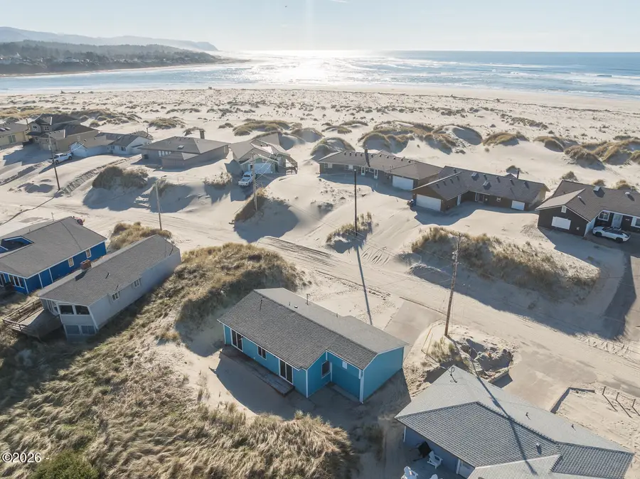 105 NW Oceania, Waldport, OR 97394 - Image #2