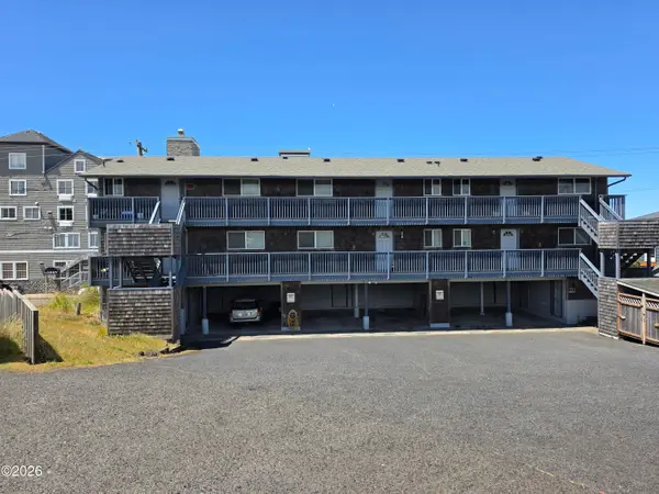 550 SW 3rd, Newport, OR 97365