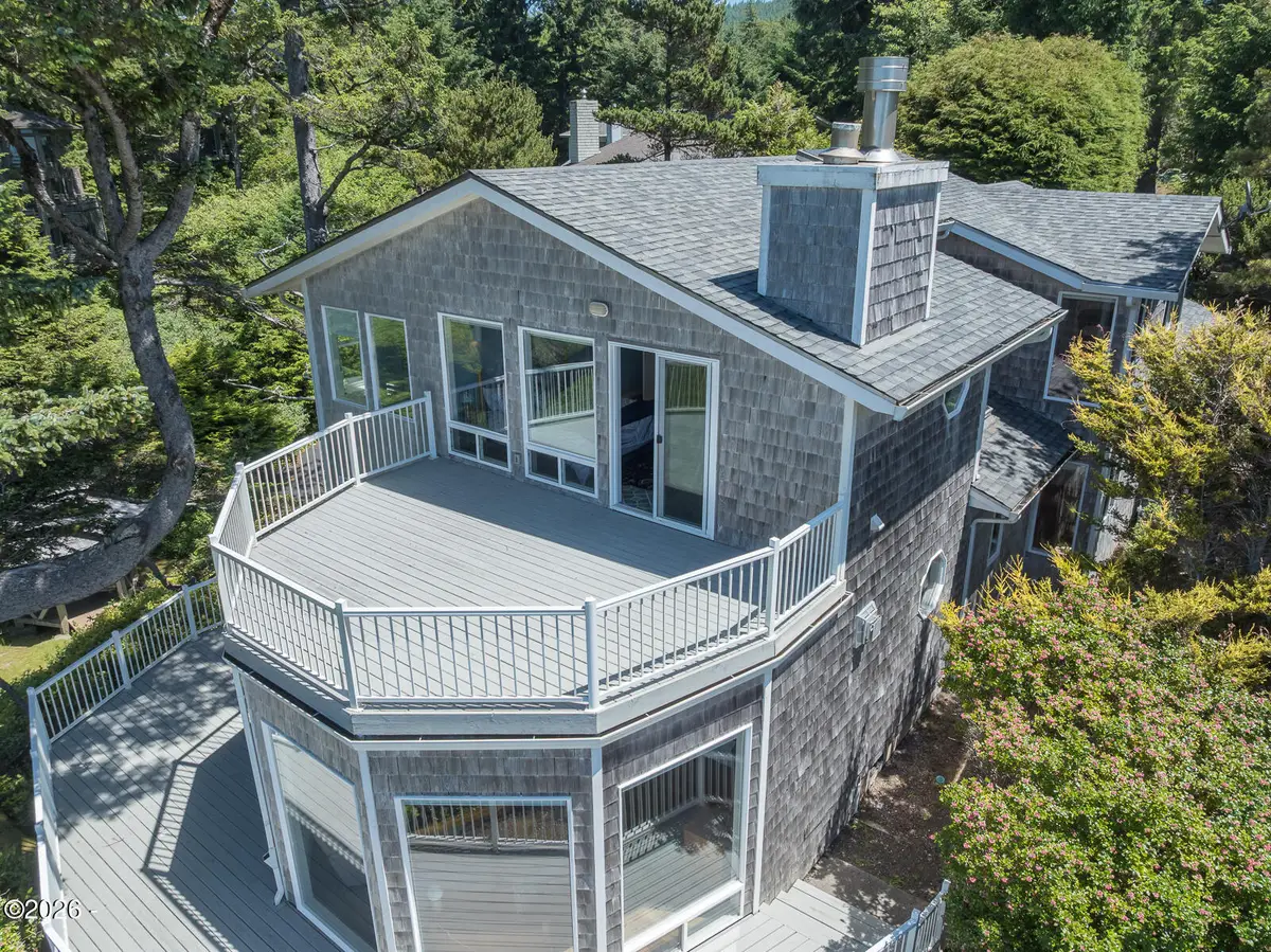 355 Midden Reach, Depoe Bay, OR 97341 - #1