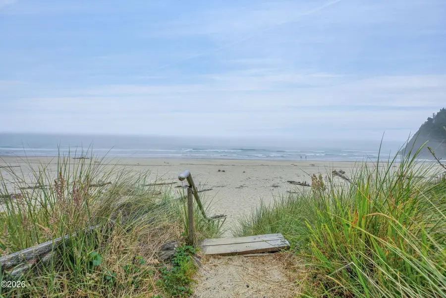 4240 Knoll, Neskowin, OR 97149 - #3