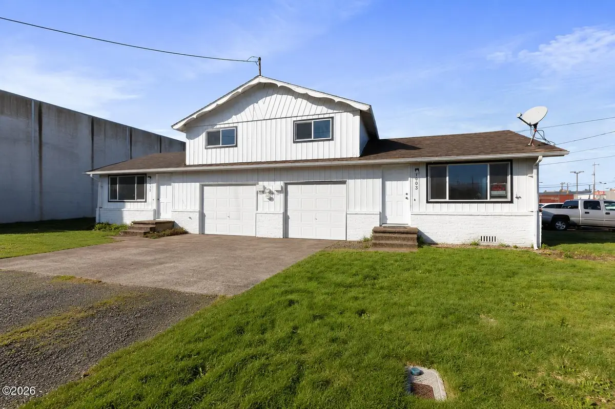 1025/1033 NE Avery, Newport, OR 97365 - #1